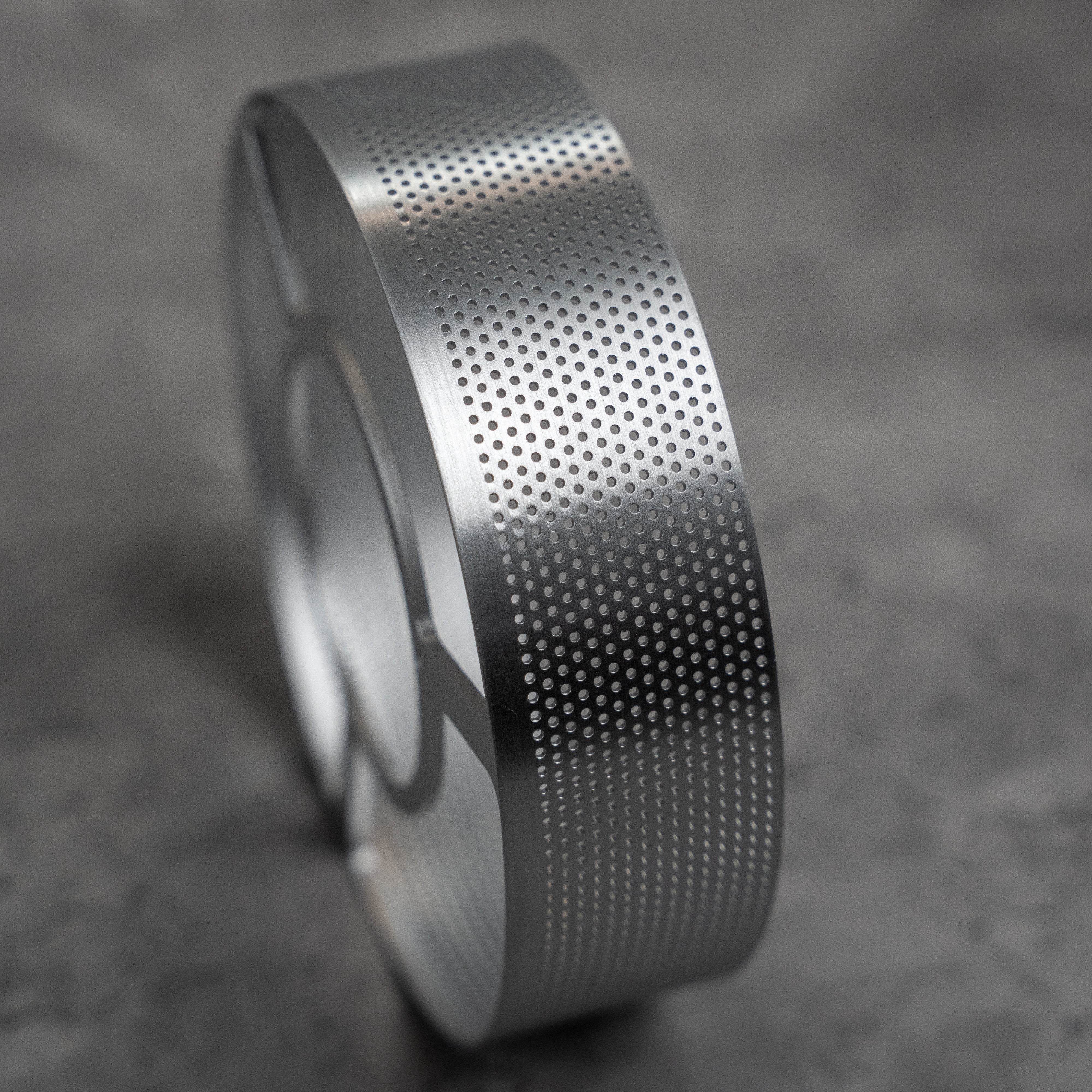 RT-01AC01/ECHO LAMP Perforated Ring